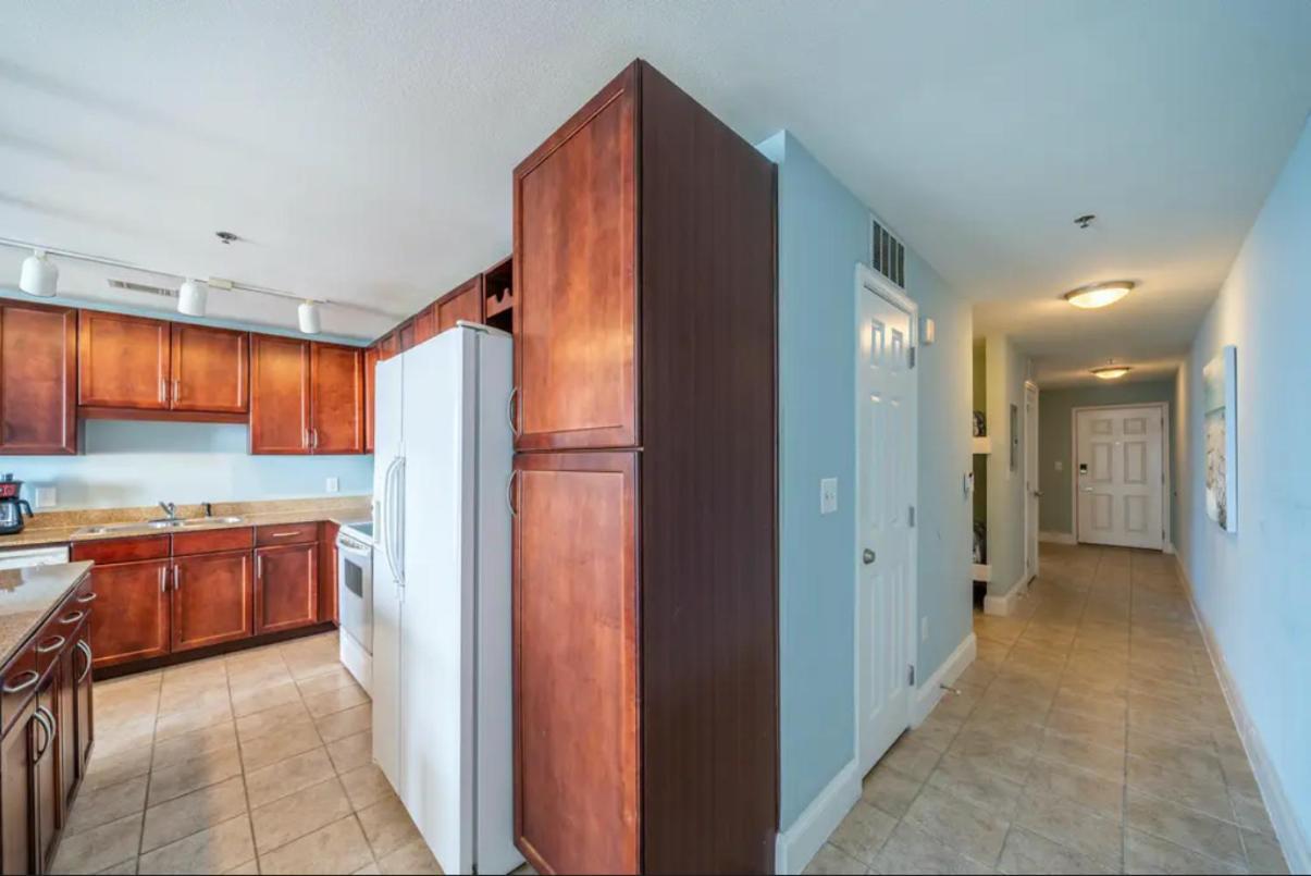 Paradise At Laketown Wharf Panama City Beach Exterior photo