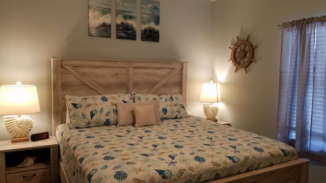 Paradise At Laketown Wharf Panama City Beach Exterior photo